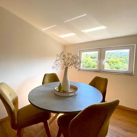 Kona Art & Sea Retreat Appartement Tkon